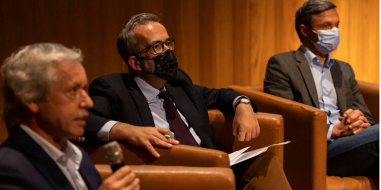 Paulo Rangel no distrito de Braga