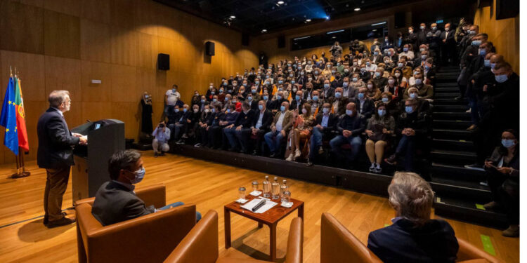 Paulo Rangel no distrito de Braga