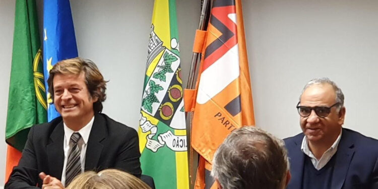 Sessão de esclarecimento apresenta politicas de Rui Rio