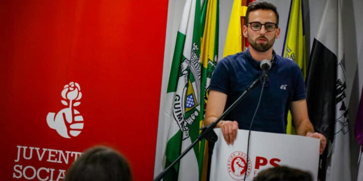 Luís Miranda reeleito líder da Juventude Socialista de Famalicão