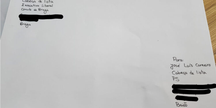 Rui Rocha entrega roteiro do Distrito de Braga a José Luís Carneiro