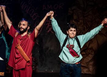 A magia do circo de Natal com Aquarela