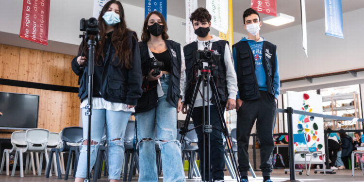OFICINA realiza cobertura audiovisual do “Erasmus Day” no Agrupamento de Escolas de Ribeirão