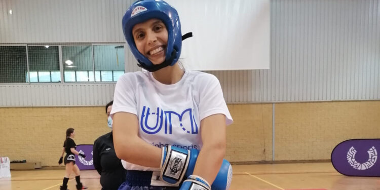 Sofia Oliveira vence Campeonato Nacional Universitário de Light-Kick