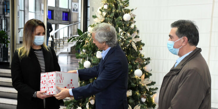 Câmara de Famalicão distribui 4200 cabazes de Natal pelas famílias carenciadas