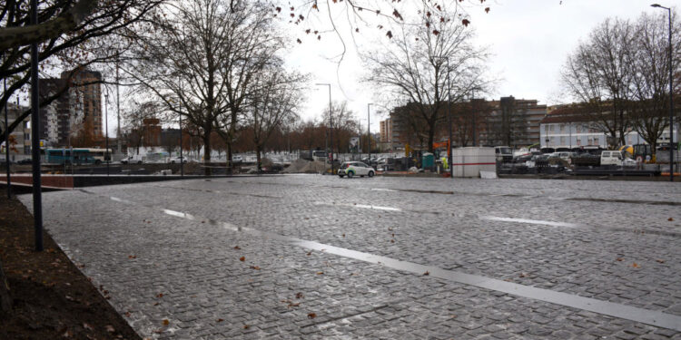 Famalicão com mais de 1500 lugares de estacionamento gratuito no centro