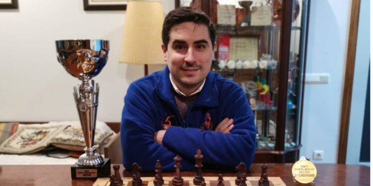 Carlos Novais conquista título Distrital Absoluto Individual de Xadrez