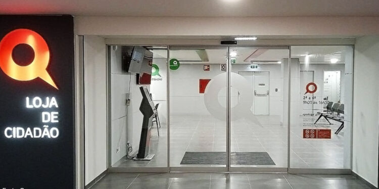 Alargamento do horário nas lojas e espaços de cidadão