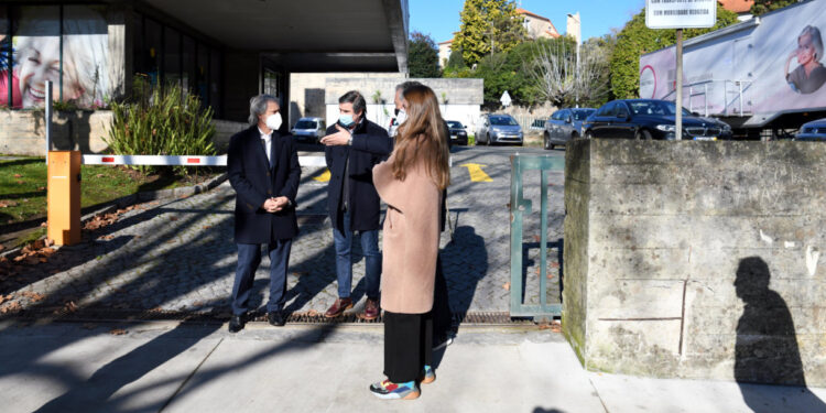 Disponibilizado acesso ao Centro de Saúde de Famalicão para transporte de utentes de mobilidade reduzida