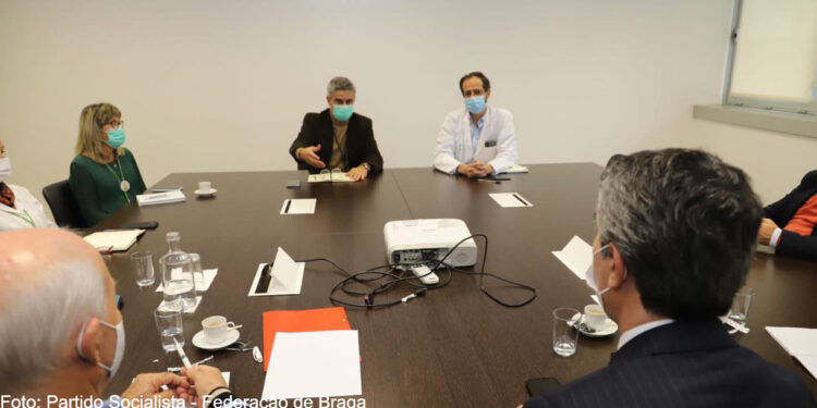 Hospital de Braga recebe visita do PS