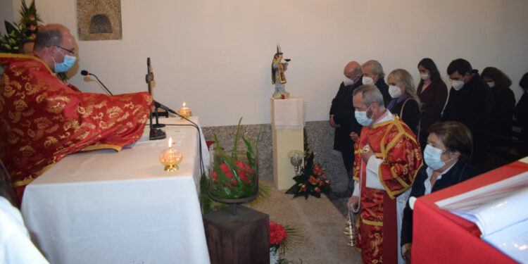 Monte de Sezures encheu para festa de S. Vicente