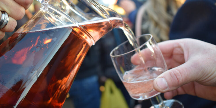 Monte de Sezures encheu para festa de S. Vicente