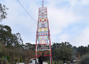 Arco da festa de S. Vicente já foi ostentado à comunidade