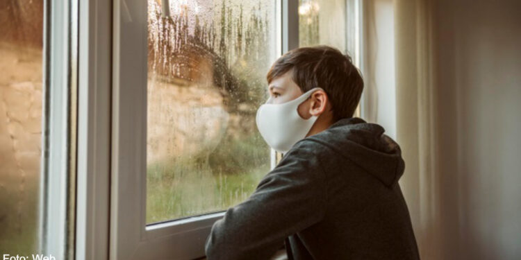 Confinamento da população nos primeiros dias do ano