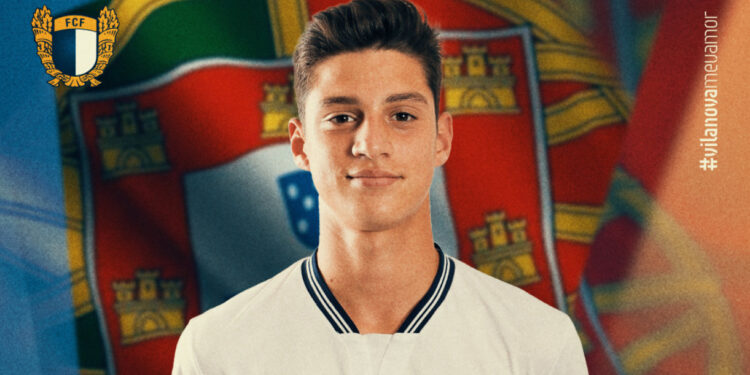 Rodrigo Rêgo em estreia na seleção nacional