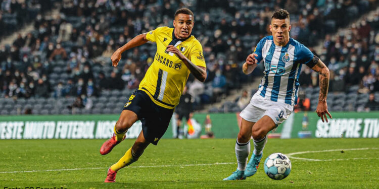 FC Famalicão derrotado no Estádio do Dragão