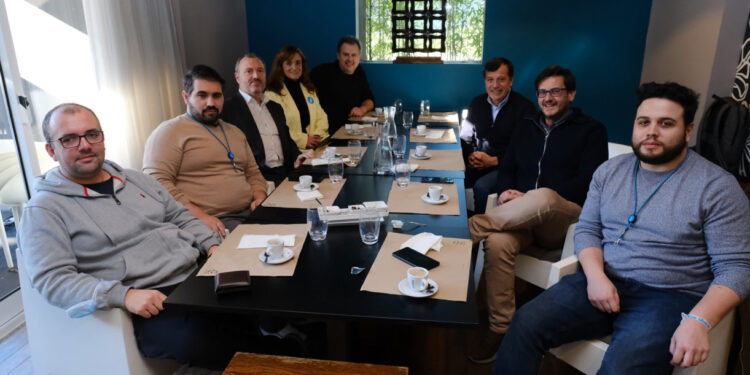 Cabeça de lista da IL por Braga reúne com direção do Citeve