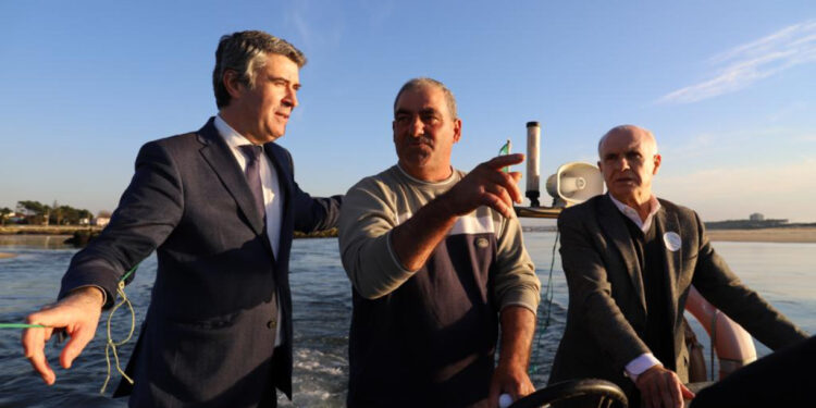 PS aponta mar para potenciar território