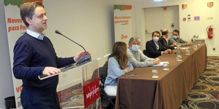 Candidatura do PSD reúne com autarcas locais do distrito de Braga