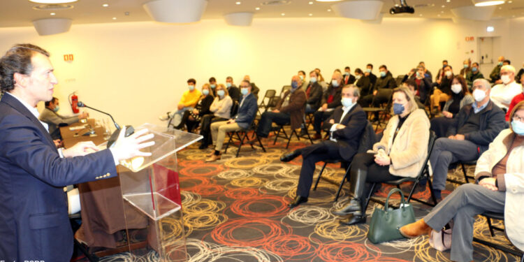 Candidatura do PSD reúne com autarcas locais do distrito de Braga