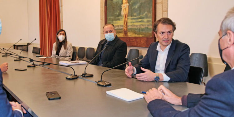 Ligação à linha de alta velocidade é “causa comum” para PSD e Município de Guimarães