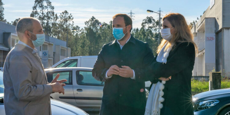 PSD prefere baixar carga fiscal para gerar mais crescimento económico