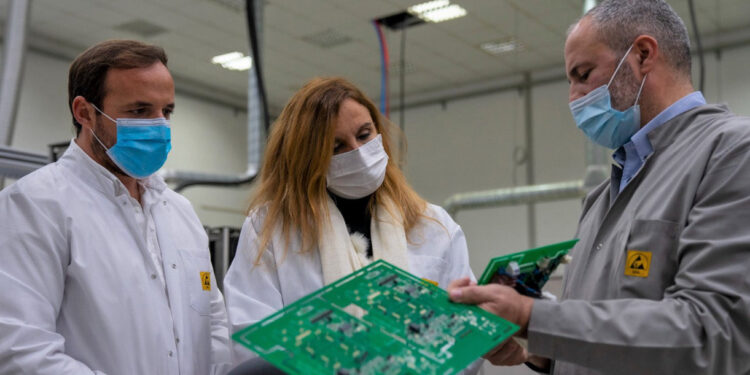 PSD prefere baixar carga fiscal para gerar mais crescimento económico