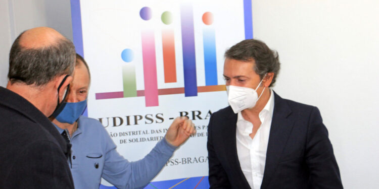 PSD propõe rede gratuita de creches e jardins de infância