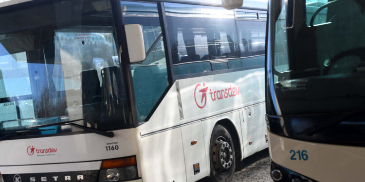 Transdev a braços com Covid mas transporte público escolar está assegurado em Famalicão