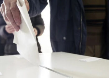 Governo duplica mesas para voto antecipado