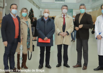Hospital de Braga recebe visita do PS