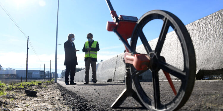 O nó do acesso à A7 de Vermoim/Seide está prestes a ser desatado