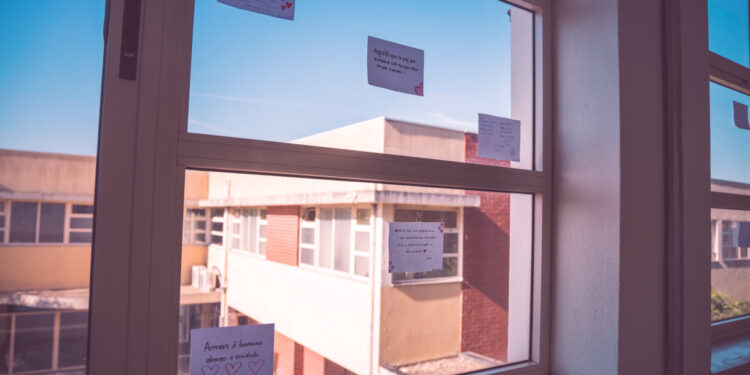Alunos da Didáxis criam postais para a Semana dos Afetos