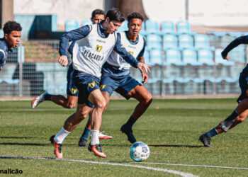 Reforços no arranque da preparação para o próximo jogo