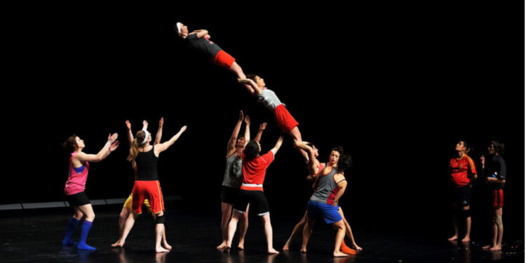 INAC traz Cosmic a Famalicão para promover a educação circense