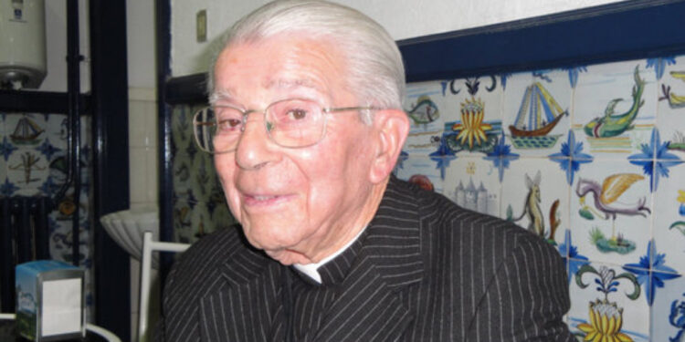 Partiu Monsenhor Joaquim Fernandes