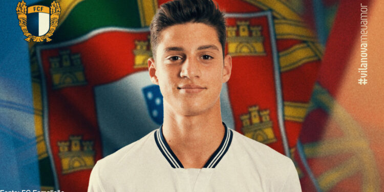 Rodrigo Rêgo na convocatória para o Torneio Internacional do Algarve