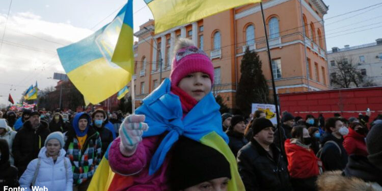 Apoio político ao povo ucraniano