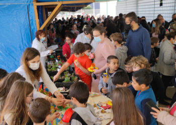 I Feirinha da Primavera na Escola de Ribeirão
