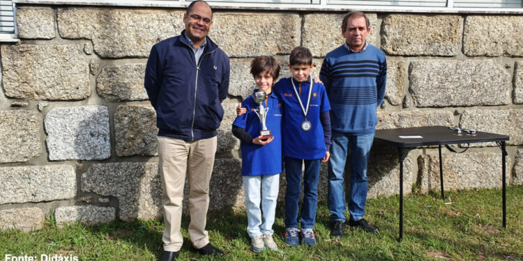 CX A2D mantém hegemonia no xadrez distrital jovem