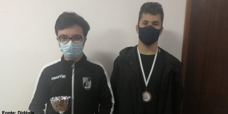 CX A2D mantém hegemonia no xadrez distrital jovem