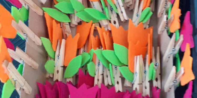 I Feirinha da Primavera na Escola de Ribeirão