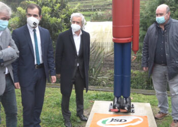 Telhado homenageou bombeiros