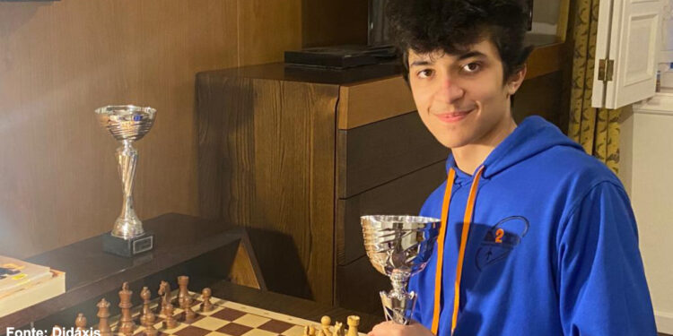 CX A2D mantém hegemonia no xadrez distrital jovem