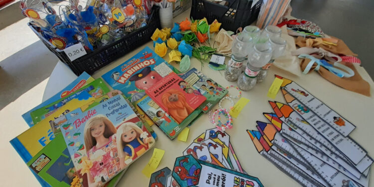 I Feirinha da Primavera na Escola de Ribeirão