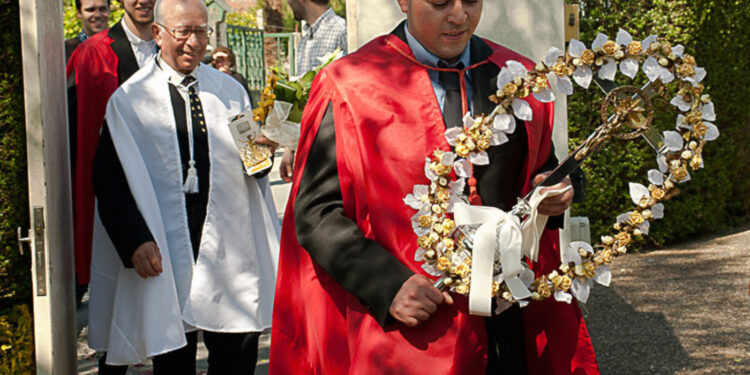 Mais uma Páscoa sem beijos e beberetes