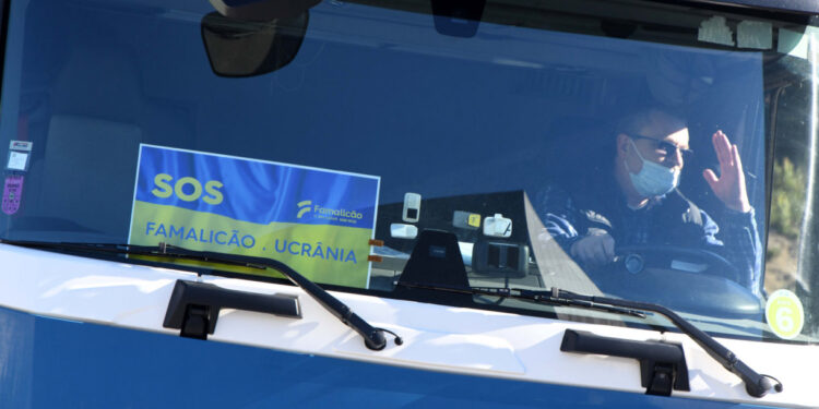 100 toneladas de esperança para a Ucrânia