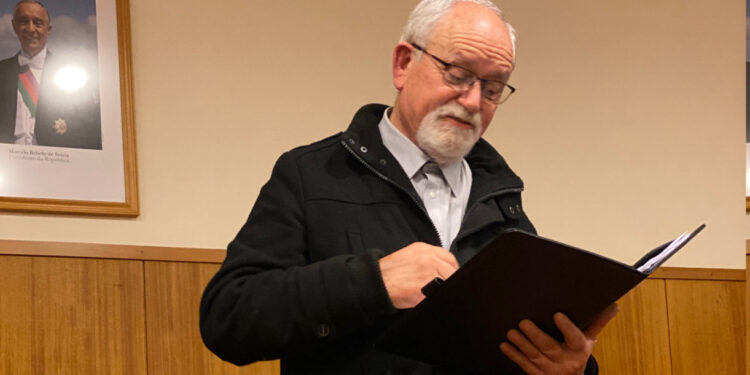 Noite de poesia em Mogege