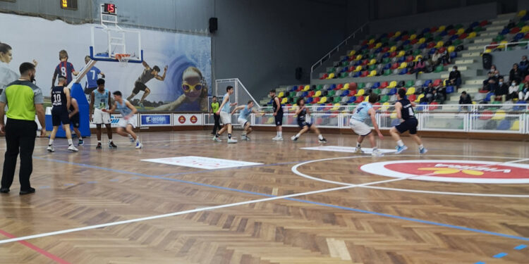 FAC: Primeiro lugar assegurado em basquetebol