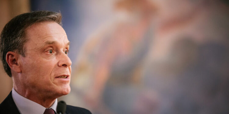 Jorge Paulo Oliveira coordena deputados do PSD